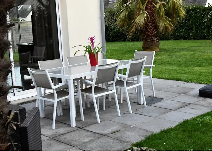 Moderne A 200m De La Avec Jardin Clos *